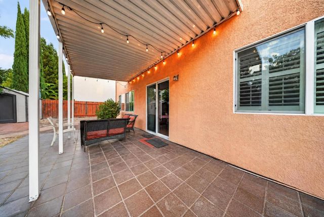 1761 Orvietto Dr, Roseville, CA 95661