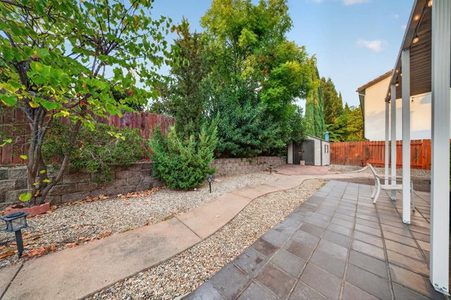 1761 Orvietto Dr, Roseville, CA 95661