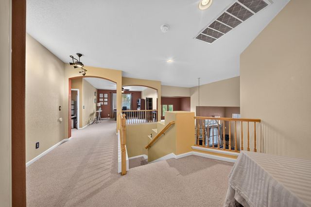 1761 Orvietto Dr, Roseville, CA 95661