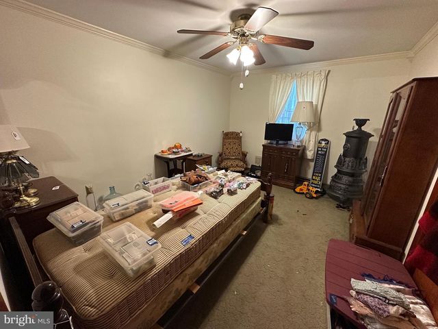 1913 MAPLEWOOD DR, Carlisle, PA 17013