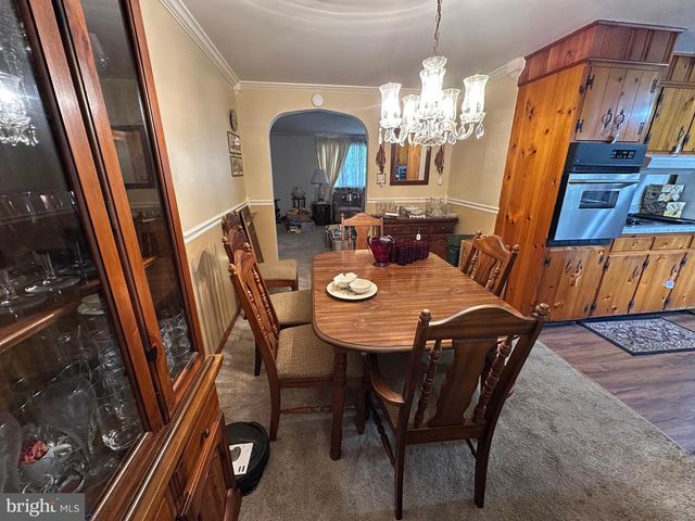 1913 MAPLEWOOD DR, Carlisle, PA 17013