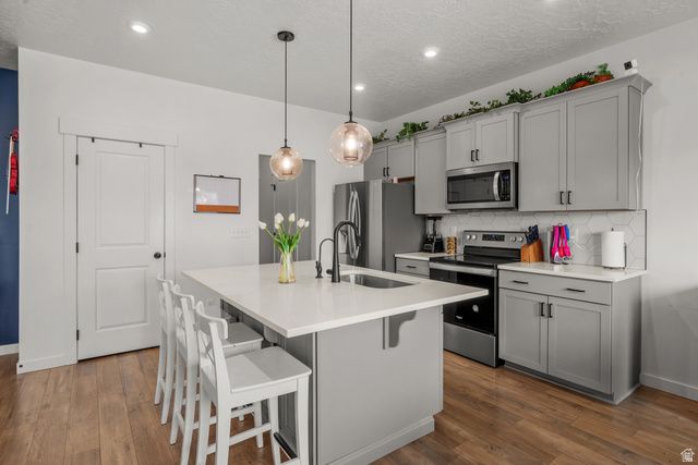 4477 E HURSTBOURNE DR, Eagle Mountain, UT 84005