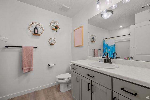 4477 E HURSTBOURNE DR, Eagle Mountain, UT 84005