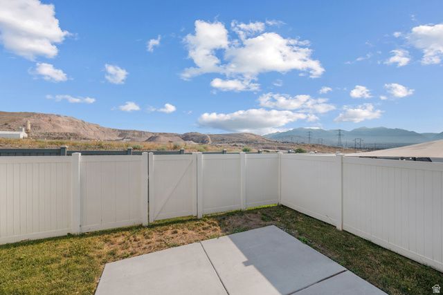4477 E HURSTBOURNE DR, Eagle Mountain, UT 84005
