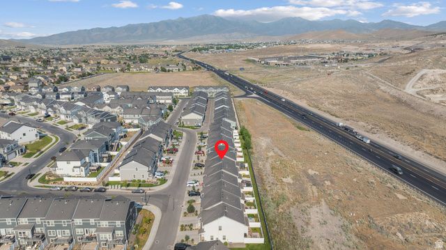 4477 E HURSTBOURNE DR, Eagle Mountain, UT 84005