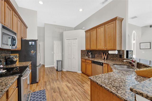 4011 CHIPPEWA COURT, St Cloud, FL 34772