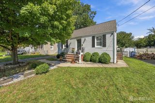212 Stephenson Avenue, Middlesex, NJ 08846