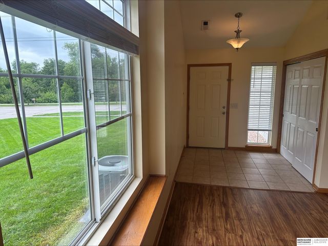 9037 Leighton Avenue, Lincoln, NE 68507