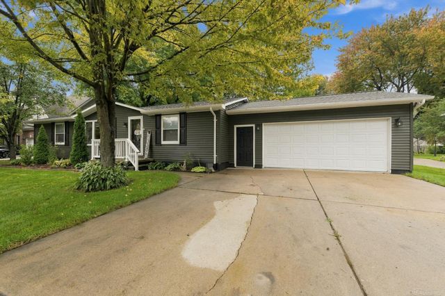 39380 Townhall Street, Harrison Twp, MI 48045