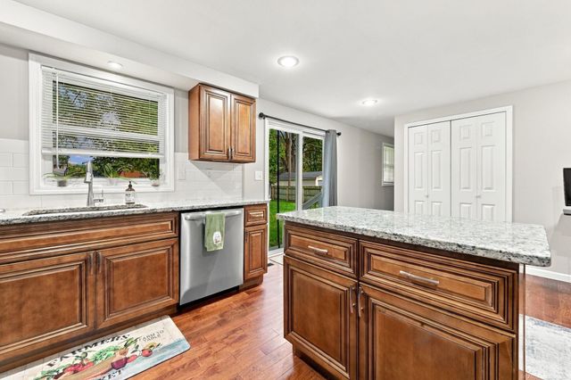39380 Townhall Street, Harrison Twp, MI 48045