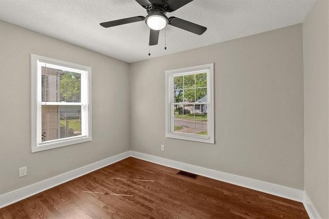 4211 E 67th Terrace, Kansas City, MO 64132