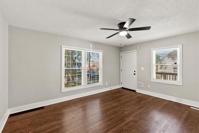 4211 E 67th Terrace, Kansas City, MO 64132