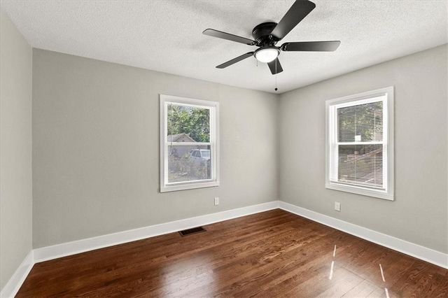 4211 E 67th Terrace, Kansas City, MO 64132
