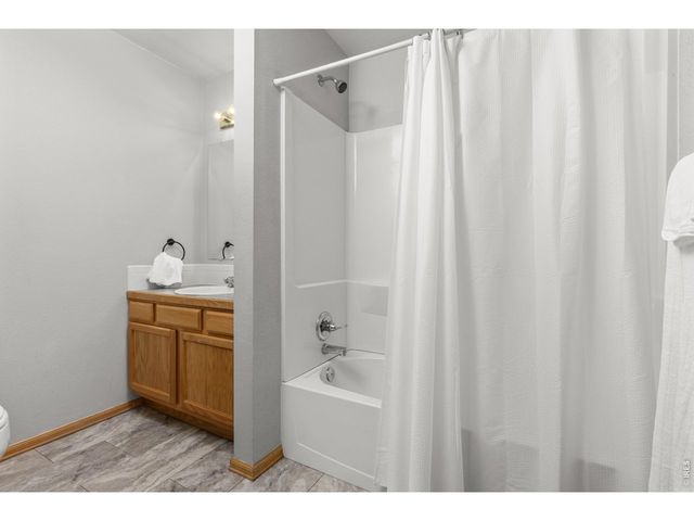 414 14th St, Windsor, CO 80550