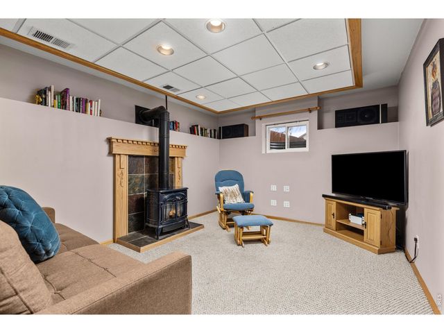 414 14th St, Windsor, CO 80550