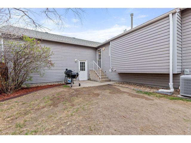 414 14th St, Windsor, CO 80550