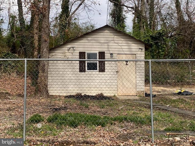 7950 DELLWOOD AVE, Lanham, MD 20706