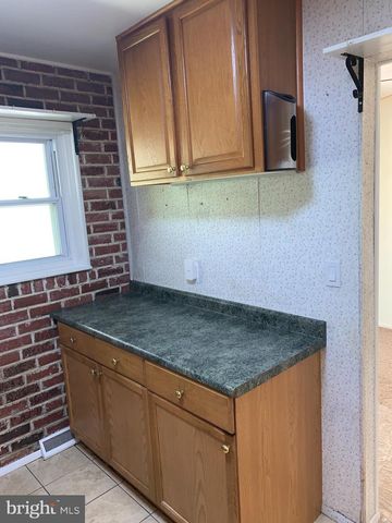7950 DELLWOOD AVE, Lanham, MD 20706