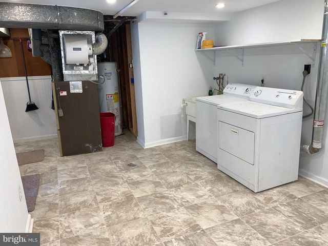 7950 DELLWOOD AVE, Lanham, MD 20706