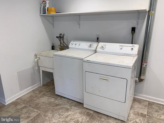 7950 DELLWOOD AVE, Lanham, MD 20706