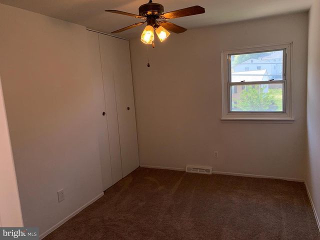 7950 DELLWOOD AVE, Lanham, MD 20706