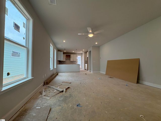 8 Whirlwind Way, Simpsonville, SC 29681