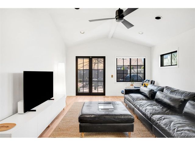 939 S Ellipse Way, Denver, CO 80209