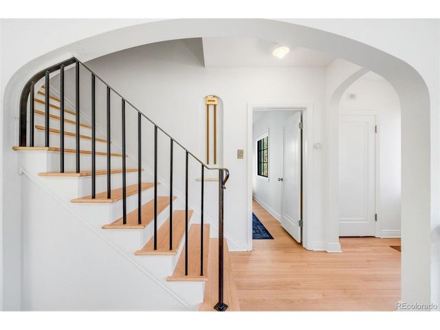 939 S Ellipse Way, Denver, CO 80209