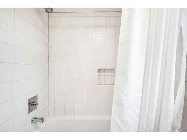 939 S Ellipse Way, Denver, CO 80209