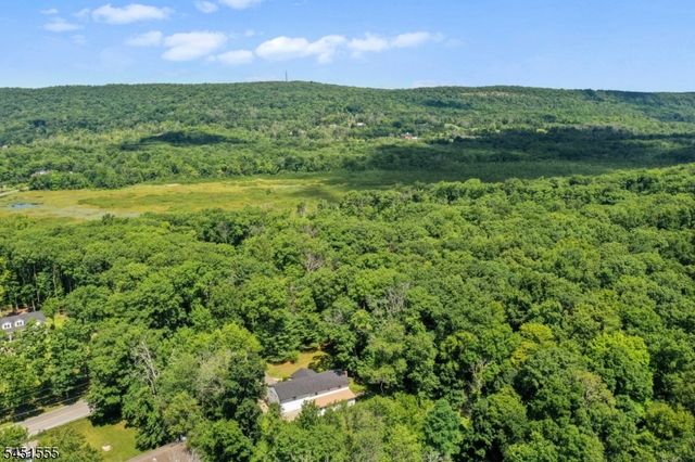 89 Ridge Rd, Frankford Twp., NJ 07826