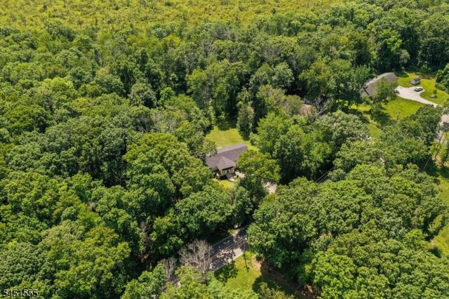 89 Ridge Rd, Frankford Twp., NJ 07826