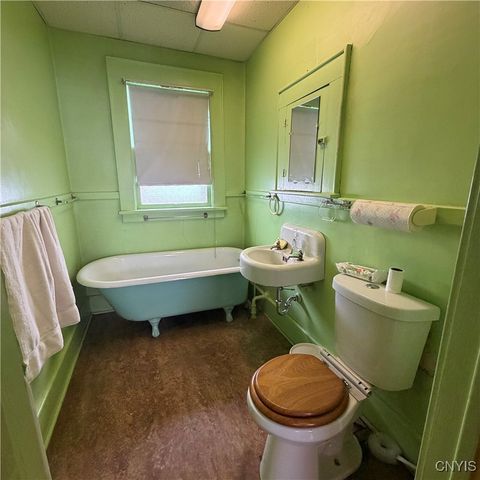 173 Ross Park, Syracuse, NY 13208