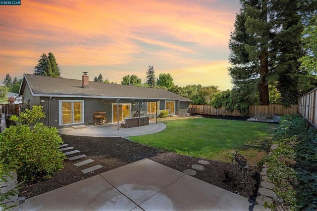 109 Baldwin Dr, Danville, CA 94526