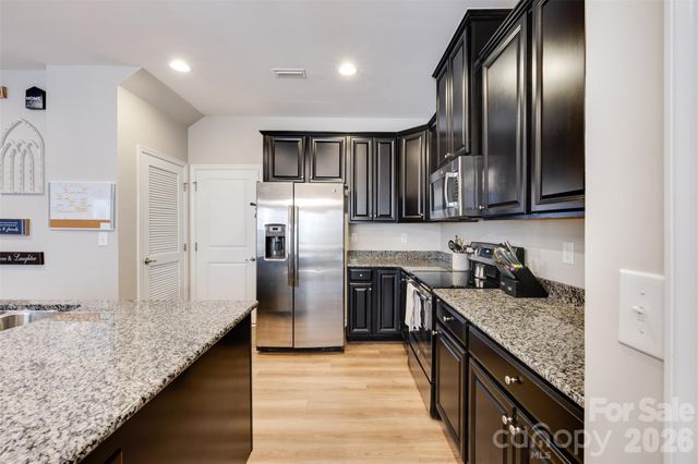 2546 Norman Isle Drive, Denver, NC 28037