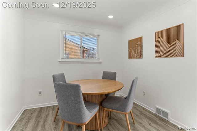 7154 Plainfield Street, Dearborn Heights, MI 48127