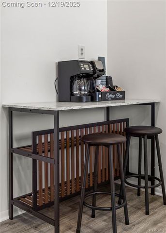 7154 Plainfield Street, Dearborn Heights, MI 48127