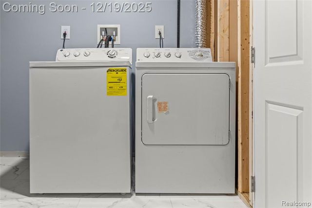 7154 Plainfield Street, Dearborn Heights, MI 48127