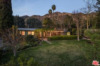 271 E Loma Alta Drive, Altadena, CA 91001