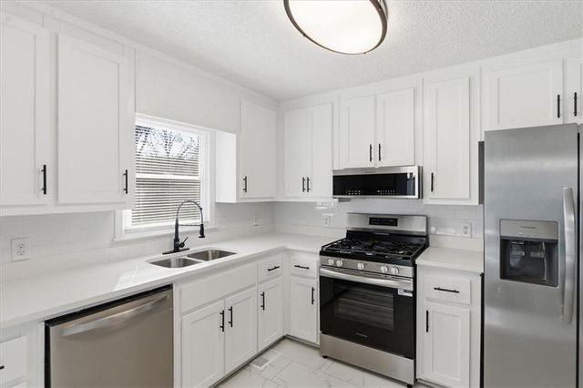 100 Courtland Circle, Powder Springs, GA 30127