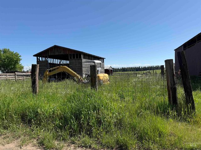 5656 Three Mile Road, Weippe, ID 83553