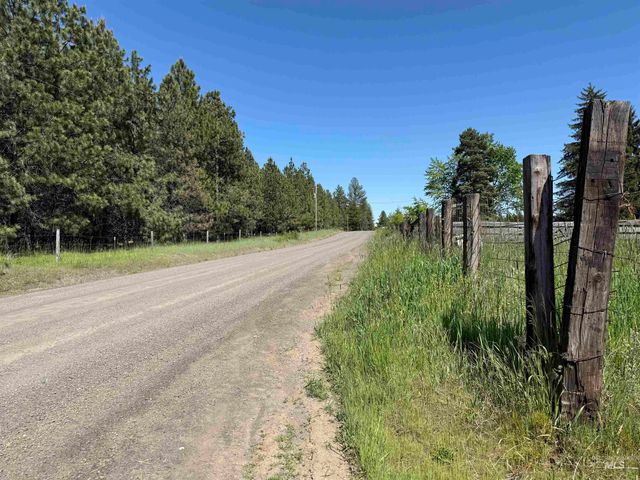 5656 Three Mile Road, Weippe, ID 83553