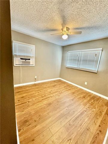 363 Schwarz Street, Mobile, AL 36617