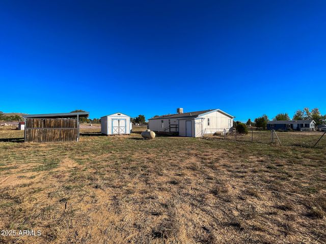 2410 N SIOUX Drive, Chino Valley, AZ 86323