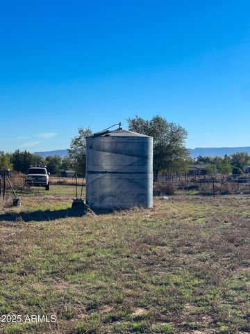 2410 N SIOUX Drive, Chino Valley, AZ 86323