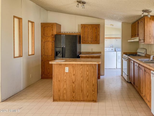 2410 N SIOUX Drive, Chino Valley, AZ 86323