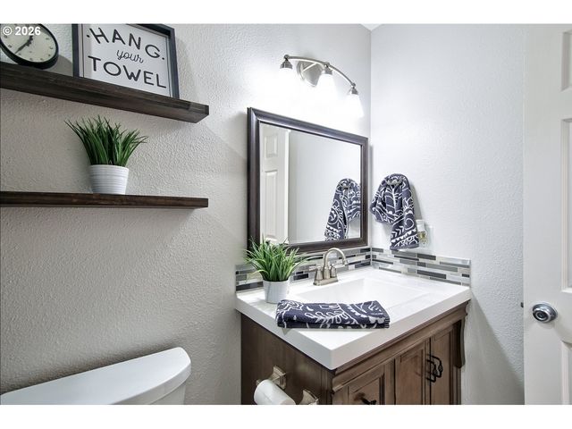 1440 ALYSSUM Ave, Forest Grove, OR 97116
