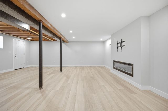 53 Skilton Lane, Burlington, MA 01803