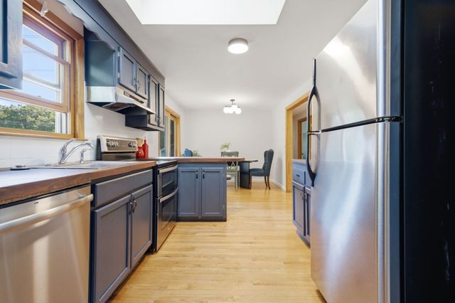 53 Skilton Lane, Burlington, MA 01803