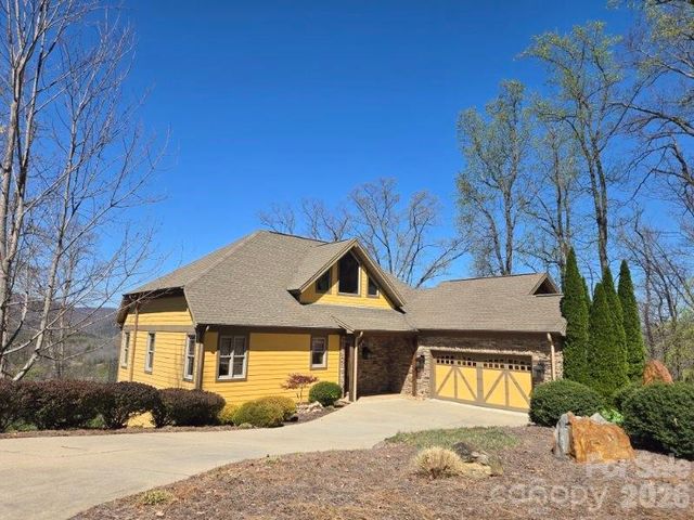 600 High Pines Loop, Lake Lure, NC 28746