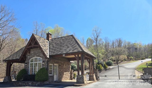 600 High Pines Loop, Lake Lure, NC 28746